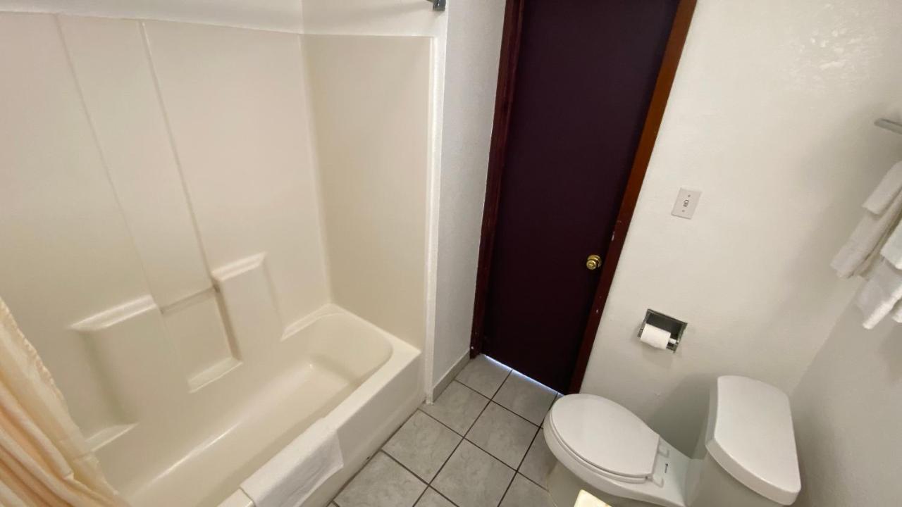 Budget Inn&Suites Freer Exterior foto