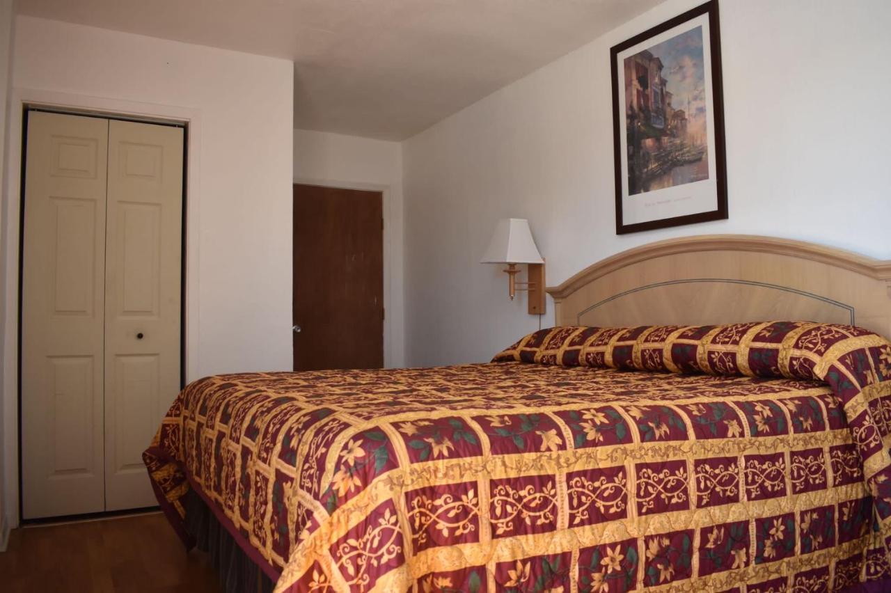 Budget Inn&Suites Freer Exterior foto